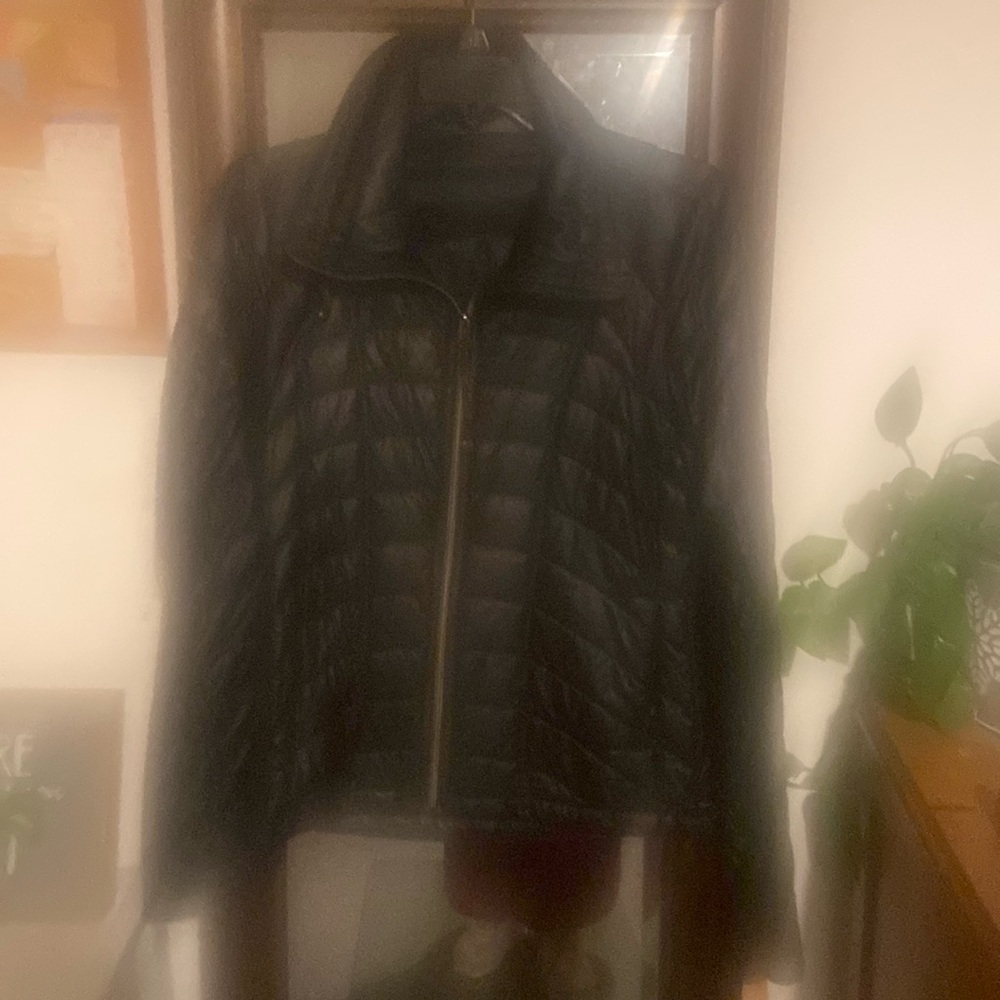 Athleta Down Filled Jacket Size Extra Small. Blac… - image 1